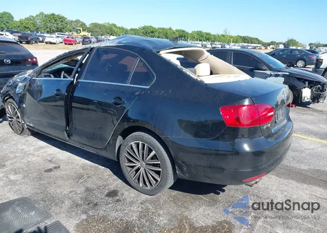 2012 Volkswagen Jetta 2.5L Sel Premium z USA, uszkodzony, nr VIN 3VWLP7AJ5CM367127